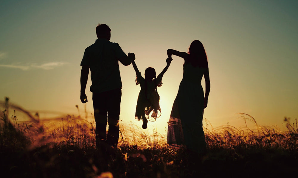 Holding On While Letting Go: A Parent’s Guide to Raising Independent Kids